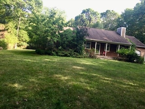 FRONT OF HOUSE