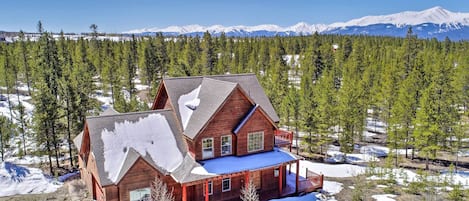 Leadville Vacation Rental | 4BR | 2.5BA | 2,600 Sq Ft | Stairs Required