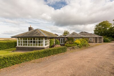 Denbrae Cottage West by St Andrews