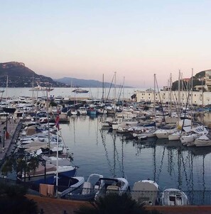 Marina
