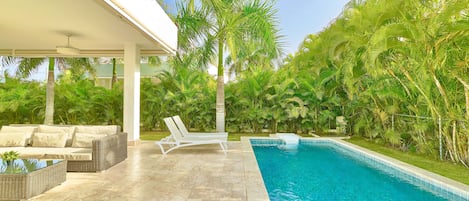 Relaxation area, comfortable private pool, Tropical garden