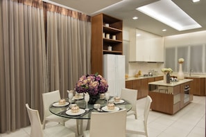 Grace Dining Room