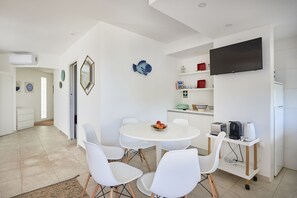 Living Room (1)