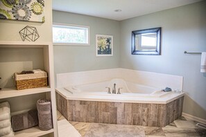 Jacuzzi