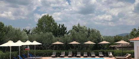 Utomhuspool