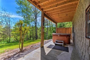 Lower-Level Patio | Seasonal Hot Tub | Country Views