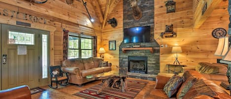 Trenton Vacation Rental Cabin | 5BR | 5BA | 2,300 Sq Ft | No Steps Required