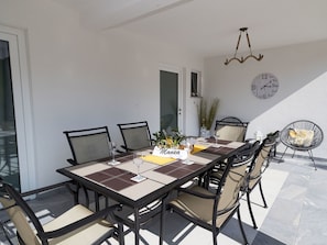 Room, Property, Furniture, Dining Room, Table, Interior Design, Yellow, House, Building, Chair