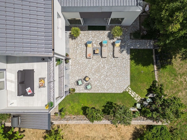 Wohngebiet, Zuhause, Strauch, Haus, Garten, Dach, Grundstueck, Ground, Hütte