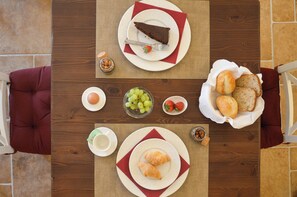 Breakfast meal