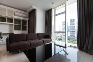 Sky Pool KL Entire 2BR Apartment