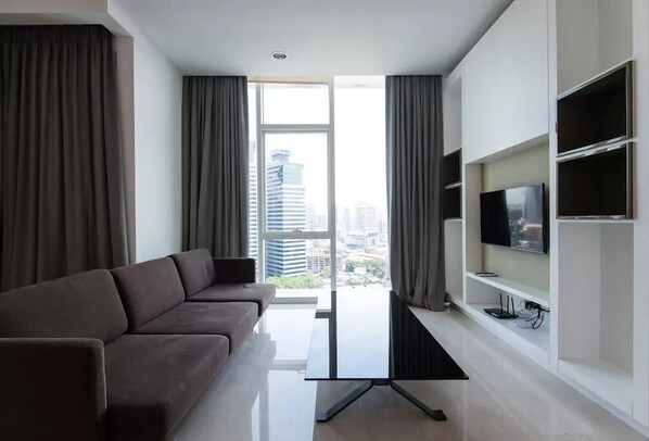 Sky Pool KL Entire 2BR Apartment