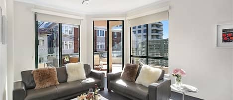 3 Bedroom Coogee 01