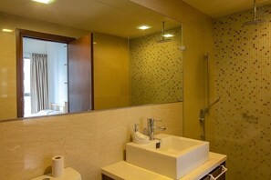 2 Rooms Best Sky Pool KL@Near KLCC 16