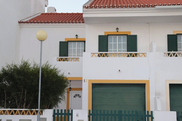 Façade