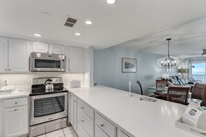 Great Counterspace for Meal Prep