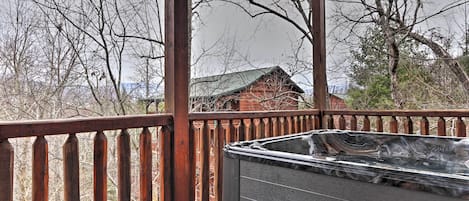 Gatlinburg Vacation Rental | 3BR | 4BA | 2,200 Sq Ft | Stairs Required