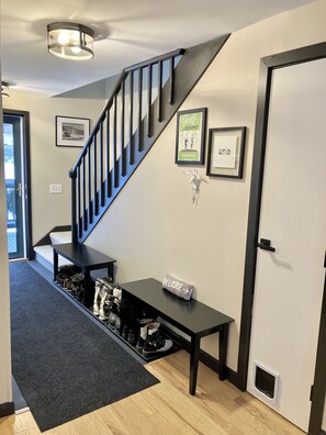 Foyer with lots of seating