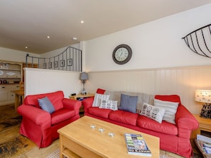 Cosy living area | Castlemans Stables East - Castleman’s Stables, Sedlescombe, near Battle