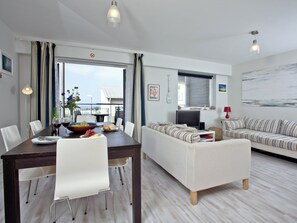 Convenient open plan living space | Apartment 7 - Ocean 1 Apartments, Newquay