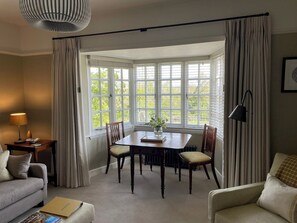 Dining in the bay window  | Banksiae, Kidlington, near Woodstock