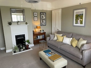 Living room | Banksiae, Kidlington, near Woodstock