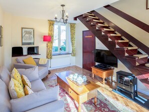 Inviting living area | Ashby Cottage, Long Compton, near Chipping Norton