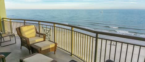 Oceanfront unit 1007