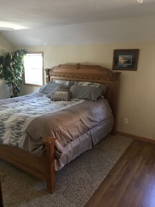 Luxury 2 Bed 1.5 Bath $7 Uber From Excel