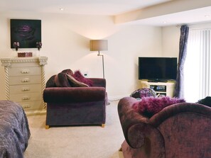 Cosy living area | Stable Cottage - Bodafon Hall, Llandudno
