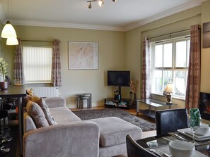 Open plan living space | Powis Castle View, Forden, near Welshpool