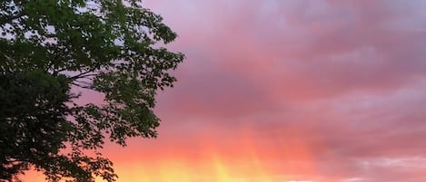 Sunset on Long Lake
enjoy12' aluminum rowboat 