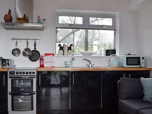 Kitchen area | Groom’s Room, Llwydcoed, near Aberdare