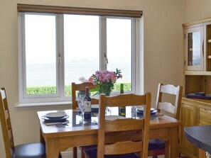 Convenient dining area within the kitchen | Eilean View (Island View), Inverasdale by Poolewe, near Achnasheen