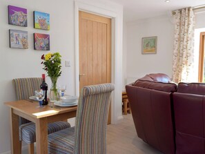 Open plan living space | Hen Llaeth - Blaenhirbant Isaf Cottages, Cwmsychpant, near Lampeter