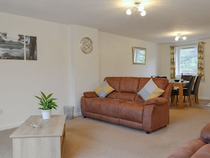 Spacious living/ dining room | Fairways, Threlkeld, near Keswick