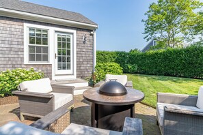 Patio/Backyard