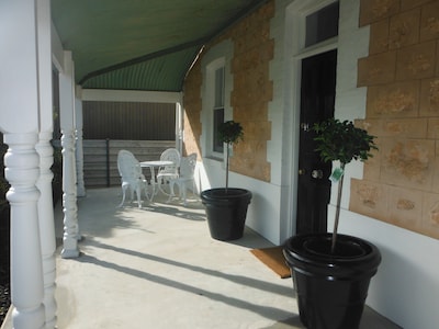 French Provincial accommodation in the heart of Yorke Peninsula