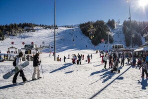 Snow and ski sports