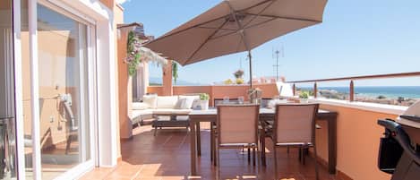 Zapholiday - 2242- location appartement Casares - terrasse