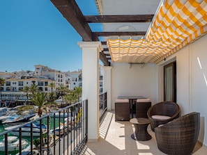 Zapholiday - 2001 - Puerto de la Duquesa apartment, Costa del Sol - terrace