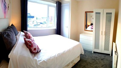 New Balcony Apartment, Central Skegness (sleeps 5) great for family holidays