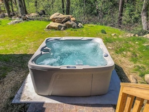 Bain à remous extérieur