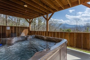 Hot Tub With A View!