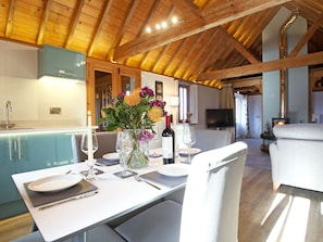 Dining Area | The Barn at Banks Cottage, Pulborough