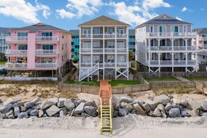 Private Boardwalk to the beach