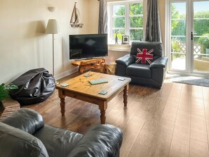 Living room | High Tide, Binfield, near Newport