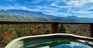 Hot Tub With A Mega View!