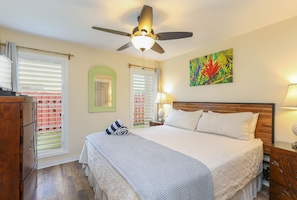 King Bed in Primary Bedroom with En Suite Bathroom