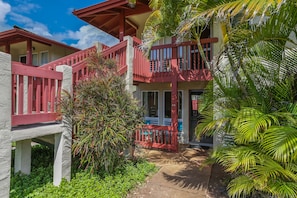 Village Manor - F11: Ground floor end unit.